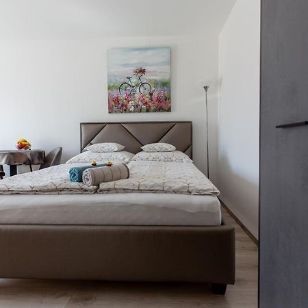 Aliz Apartman Miskolc Exterior foto